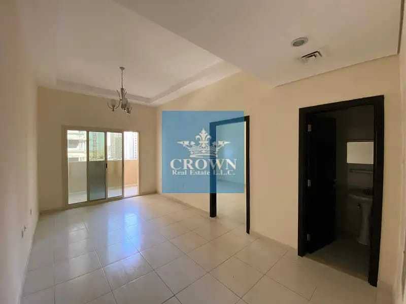 HOT DEAL!!!SPACIOUS OPEN VIEW 1 BHK AVAILABLE  FOR SALE IN LILIES TOWER WITH PARKING 170,000/-FINAL.