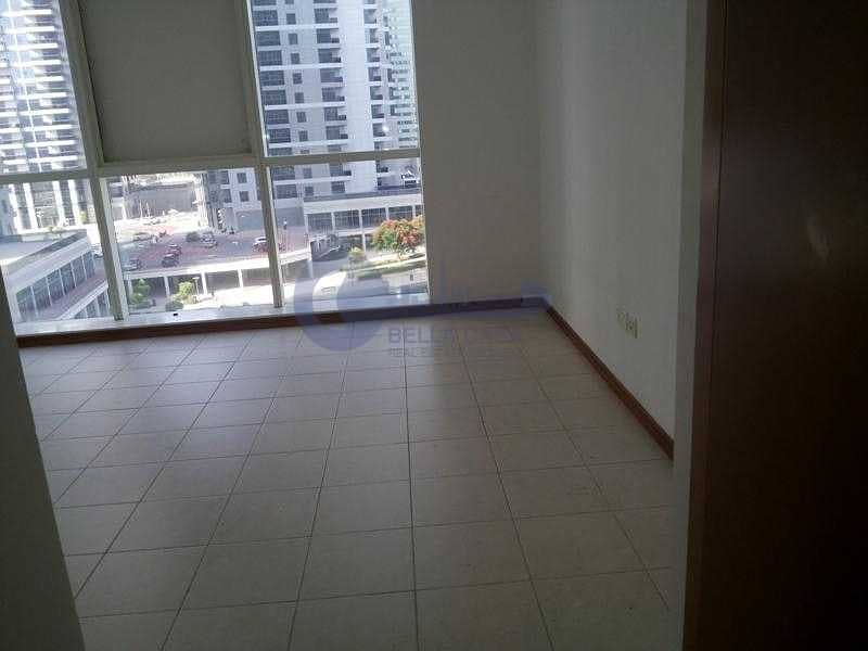 5 Large Size | 2 Bed  Plus Laundry Apt In Mag 214