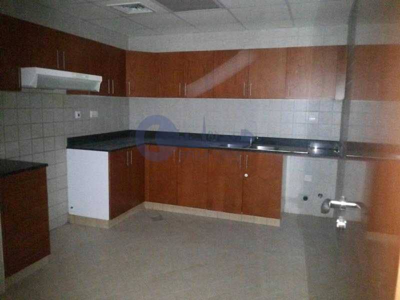 8 Large Size | 2 Bed  Plus Laundry Apt In Mag 214