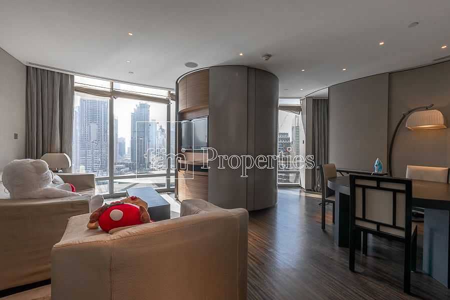 12 ARMANI Furnished Corner 1BR+Study Opera View