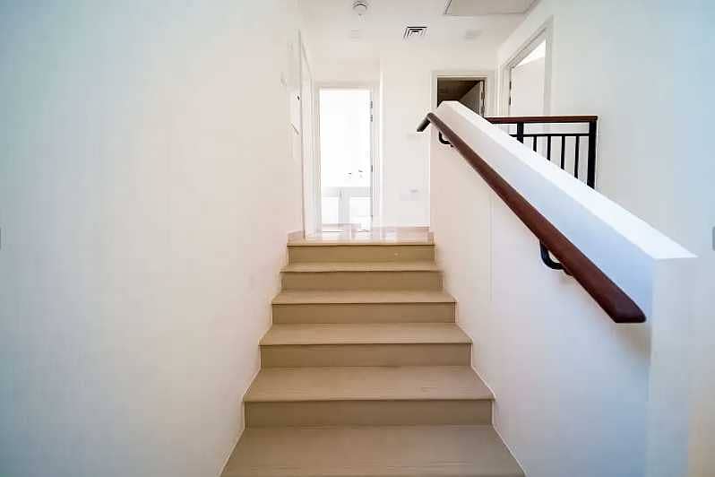 6 Spacious Townhouse-3 Bedroom Rent-Ready To Move In