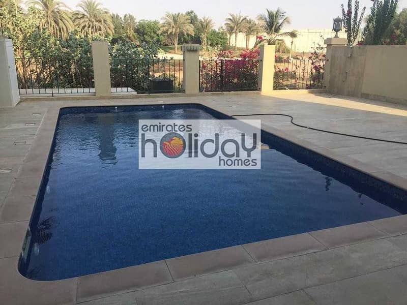 3 Furnished with own pool - Golf view