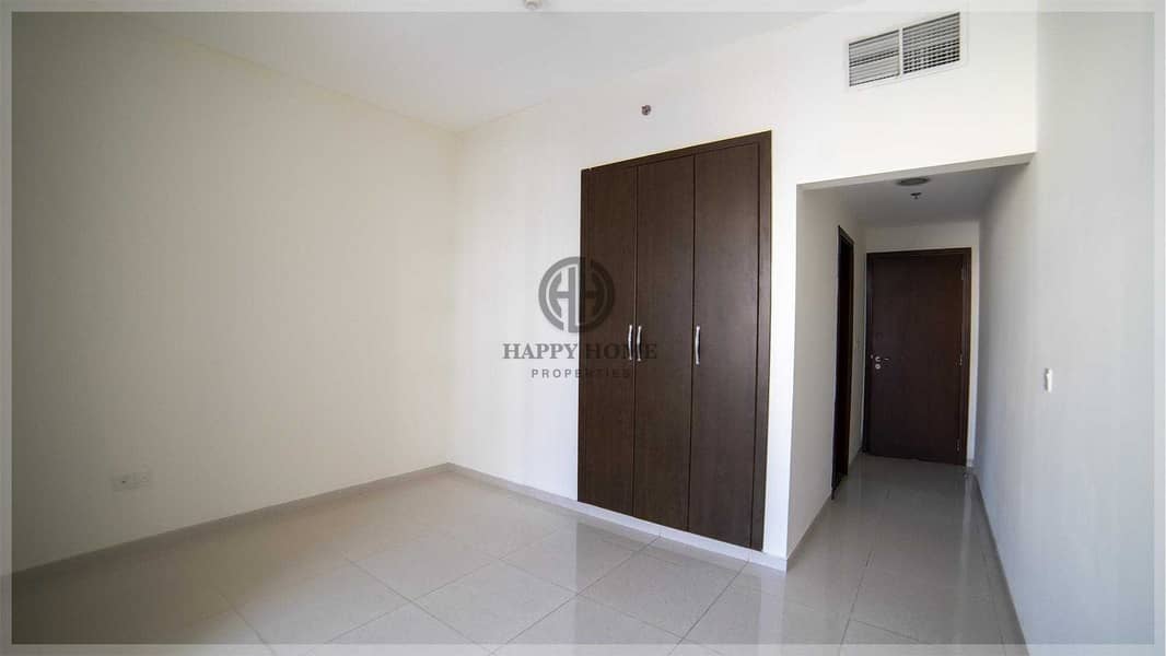 38 Perfectly Priced 1 BR , Nice Lay out - in Karama