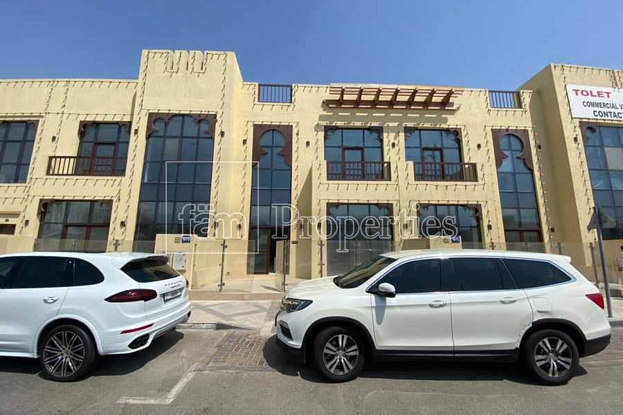 22 Modern and newly-built  commercial villa Jumeirah Road