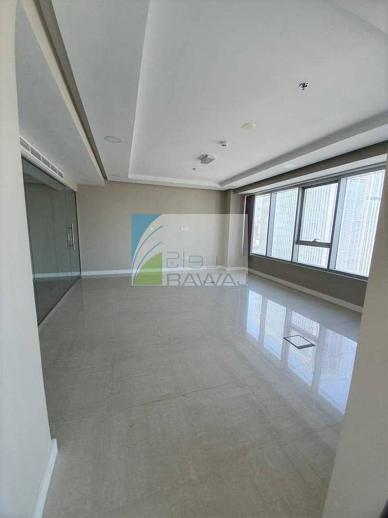5 SPACIOUS AND FULLY FITTED OFFICE | CLOSE TO METRO STATION