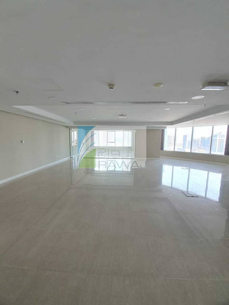 7 SPACIOUS AND FULLY FITTED OFFICE | CLOSE TO METRO STATION