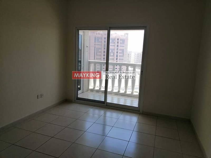 4 One Bedroom with Balcony for Rent in CBD