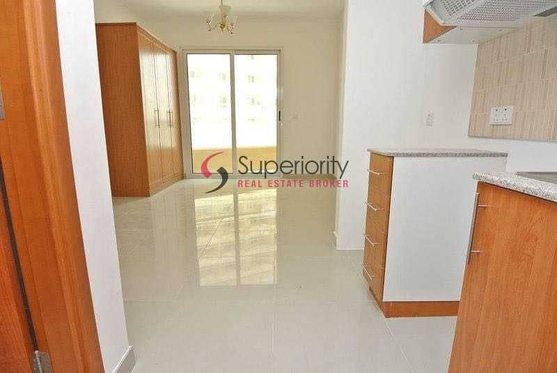 4 With Parking | Cozy Studio for Rent in Lakeside Tower C