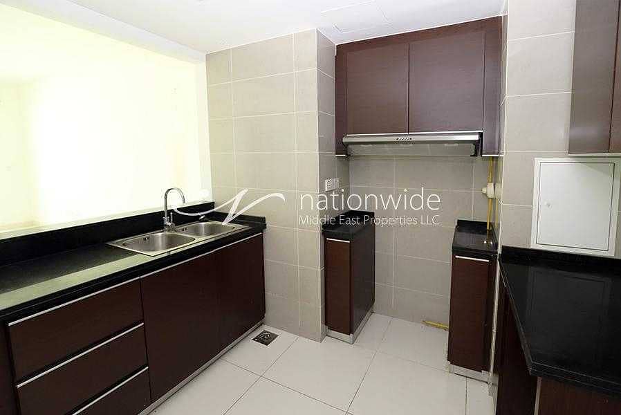 4 A Rare Opportunity To Live In A Prestigious Area