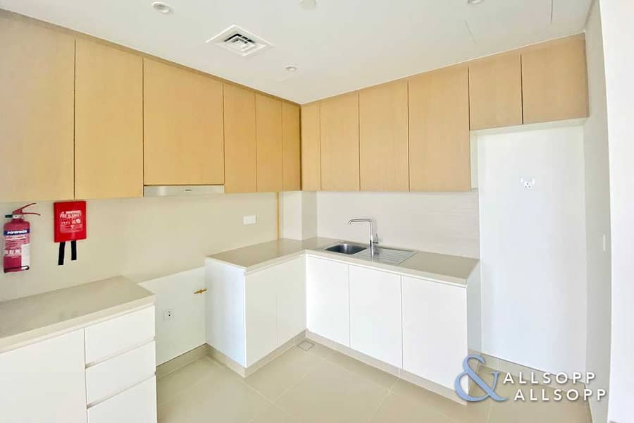 4 One Bedroom | Brand New | Marina View