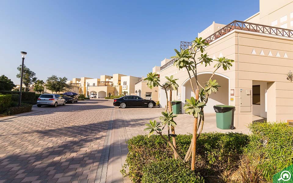 8 Best Priced 4 Bed in Mudon Al Salam Great Location