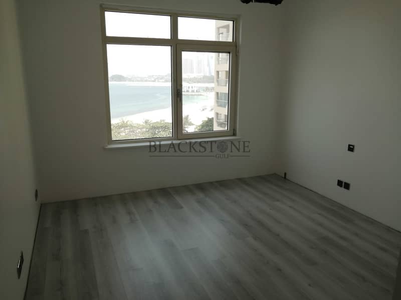 8 Sea View/ Fully Upgraded/ High Floor