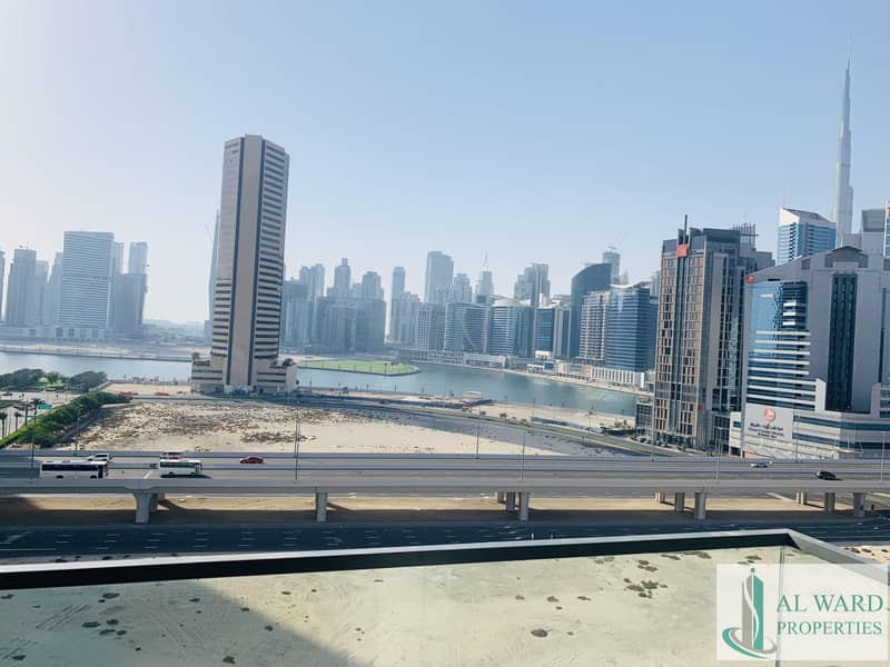 Brand New Luxury unit with Balcony | Burj Khalifa and Canal View