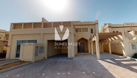 فلل و بيوت للايجار في جبل علي بيوت كوم