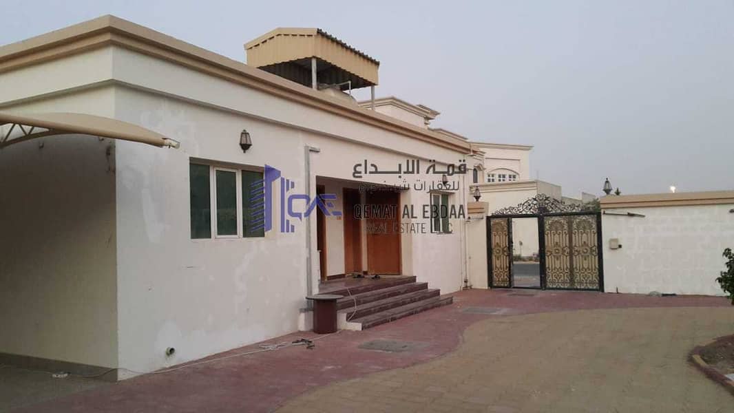 2 For Sale Luxury Double Story 5 Bedroom Villa with Swimming Pool