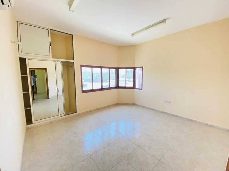 3 Epic Neat & Clean 3 BHK Apt With Balcony & Shaded Parking