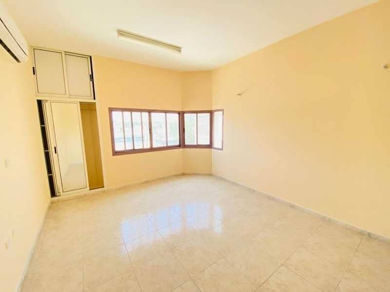 17 Epic Neat & Clean 3 BHK Apt With Balcony & Shaded Parking