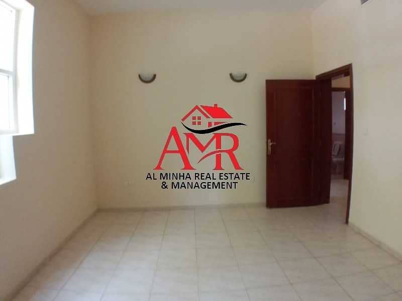 15 Magnifcient 4 Bedrooms Apt With Wardrobes & Shaded Parking