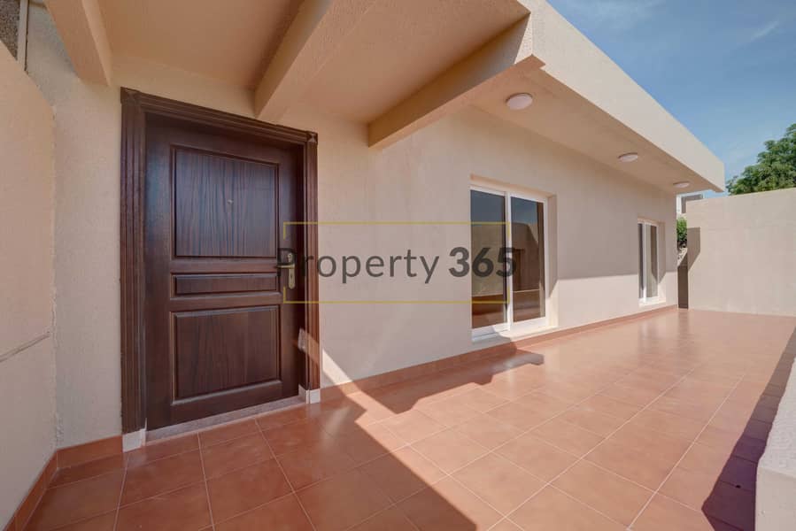 3 Private Garden / 3 Bedrooms plus Maid`s / 7 min from Jumeirah Beach