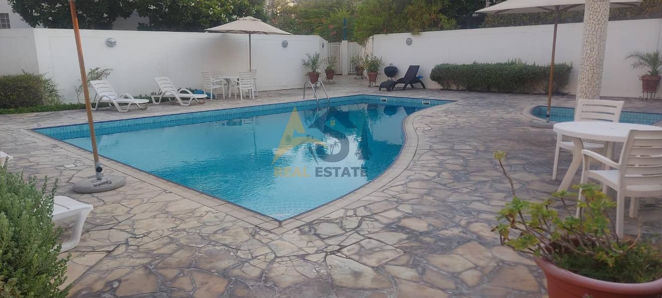 21 5 Bed villa with private garden and beautiful Landscape