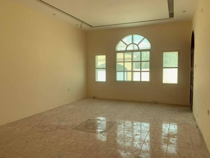 An Arab house for rent in Ajman, a very special location