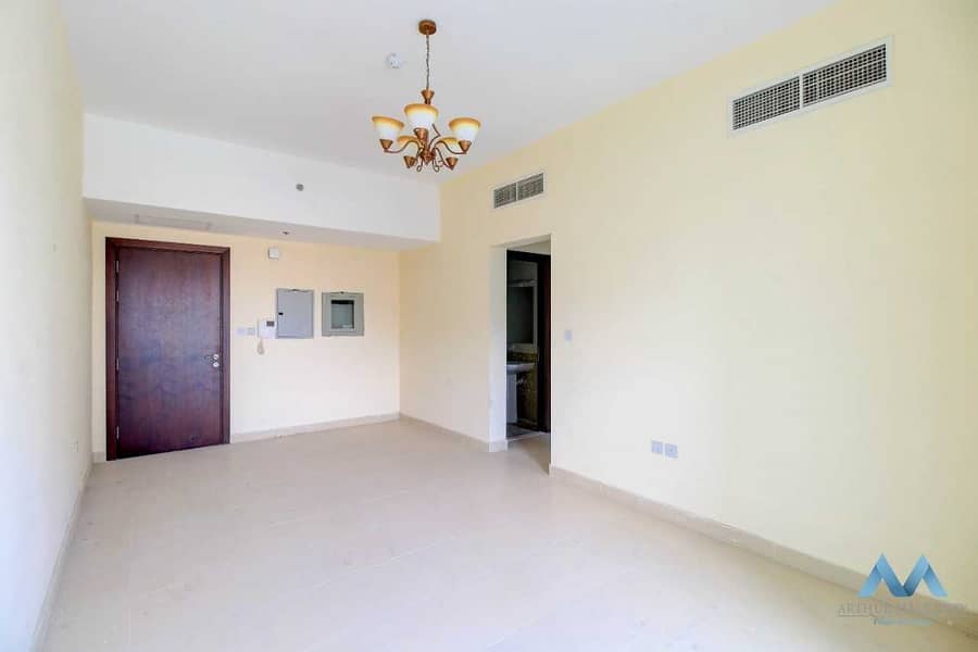 4 2 BED ROOM FOR SALE IN SPORTS CITY.