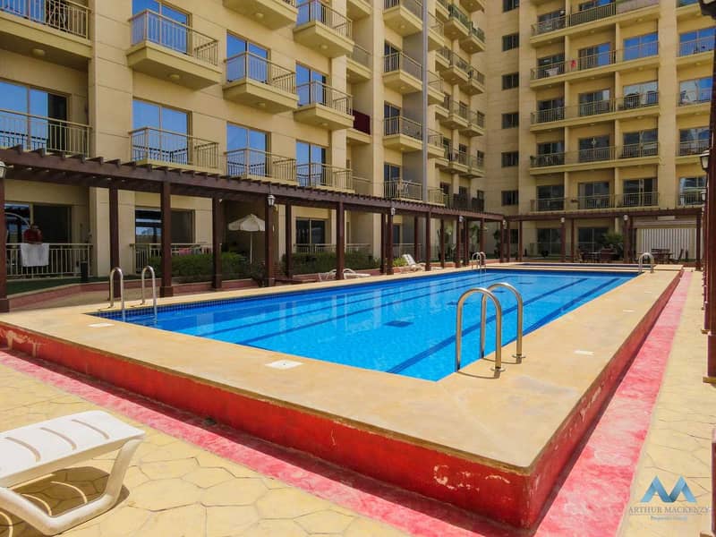 35 SUPER LUXURIOUS |1 BR APARTMENT| WITH BALCONY| POOL VIEW