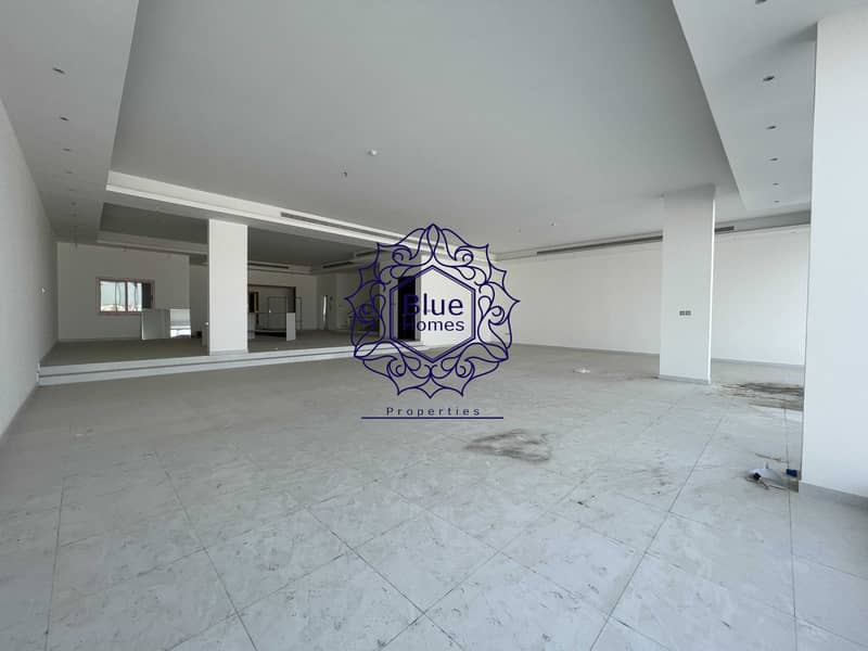 13 Jumeirah 3 8 BR commerical Villa suitable Villa For Rent  1.2M  With Sea View  Basement Parking