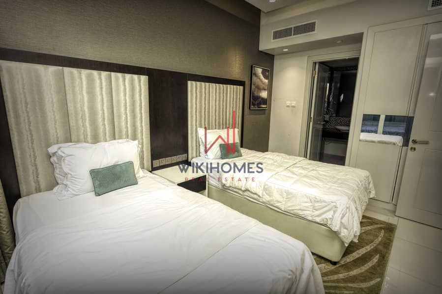 7 Luxurious & Spacious Apartment | 2 minutes to Dubai Mall | Calm Building