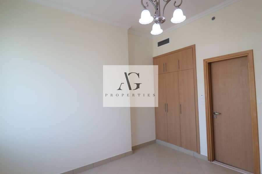 2 Spacious Brand New 1 Bed with separate kitchen