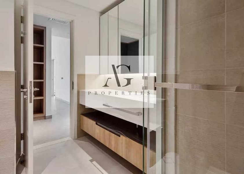 10 Brand New | Huge 1 Bedroom | Luxury Apartment
