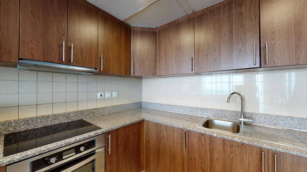 6 50% off commission | Furnished | City views | Kitchen appliances