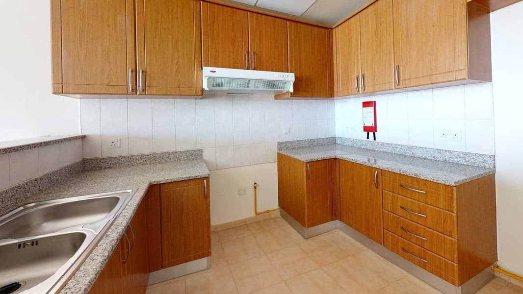 3 AED 1000 commission only | Pet-friendly | Rent online