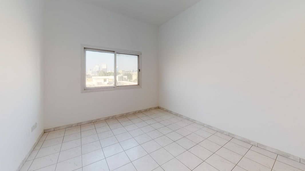 10 No commission | Close to Burjuman Mall | Free move