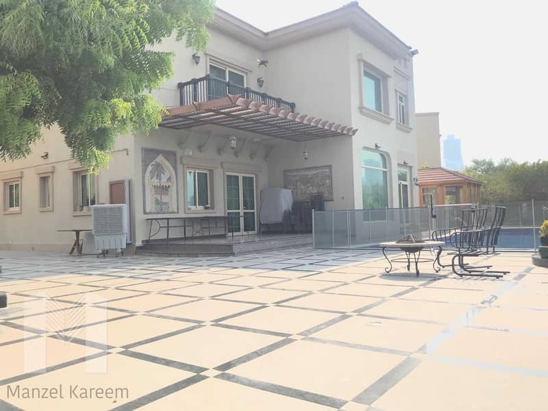 21 Perfectly Upgraded inside-out  4 BR Mediterranean  villa in Jumeirah Island