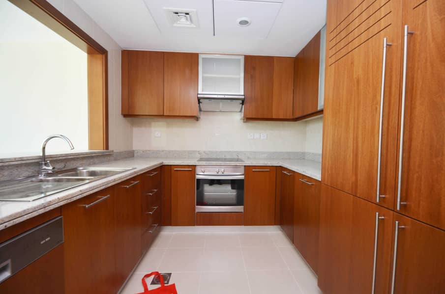 5 2 BR Burj Facing Standpoint Prime Location in Downtown -