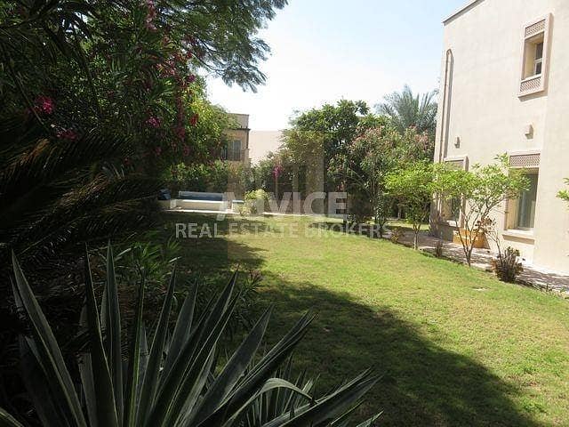 3bed (converted) villa in JVT @2.45M!