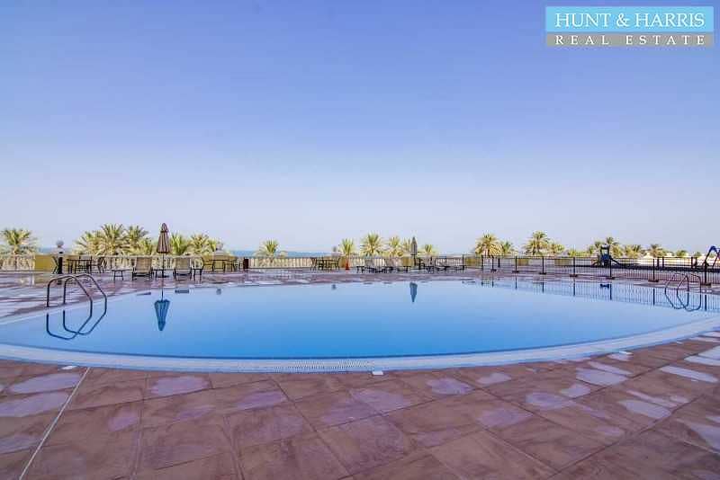 20 Fully Furnished One Bedroom - Breathtaking Sea Views