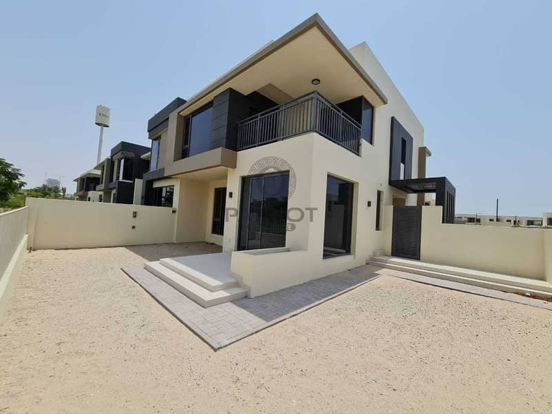 "5 Bed + Maids | Brand New |Great Location "5 Bed + Maids | Brand New |Great Location
