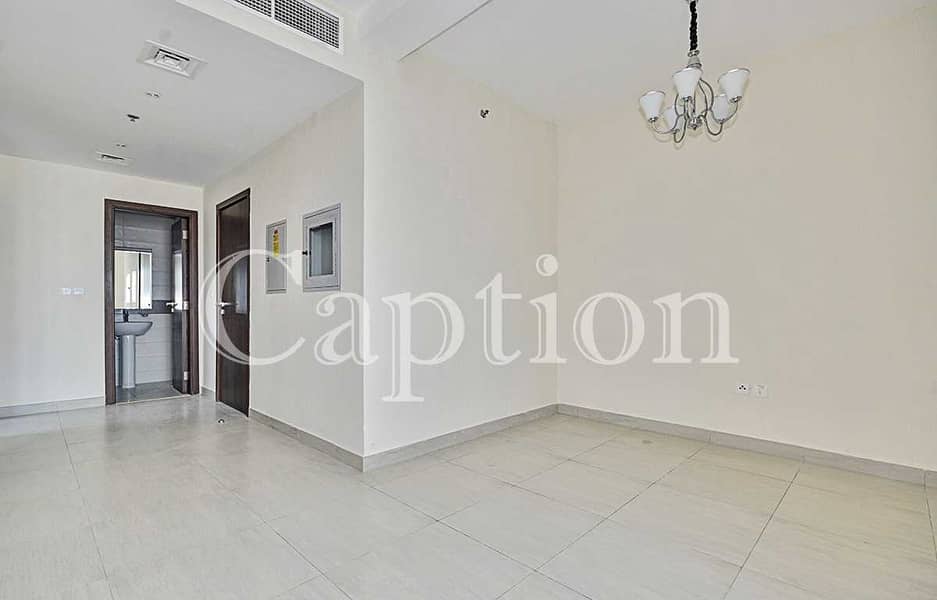 15 LARGE and SPACIOUS one bedroom |Maintenance free | GYM | Kids play area .