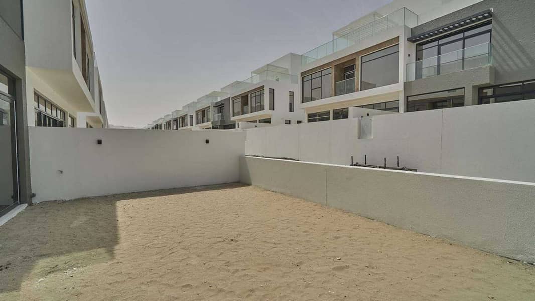 5 Three-Bedroom Smart Home in Jumeirah Golf Estates