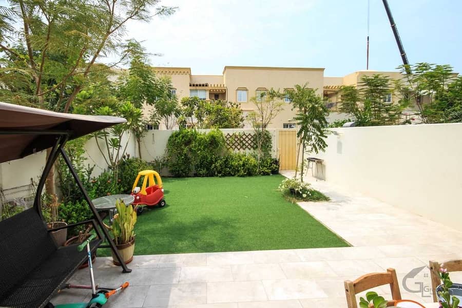 Lovely Garden I Best Location Type 4M in Springs 12