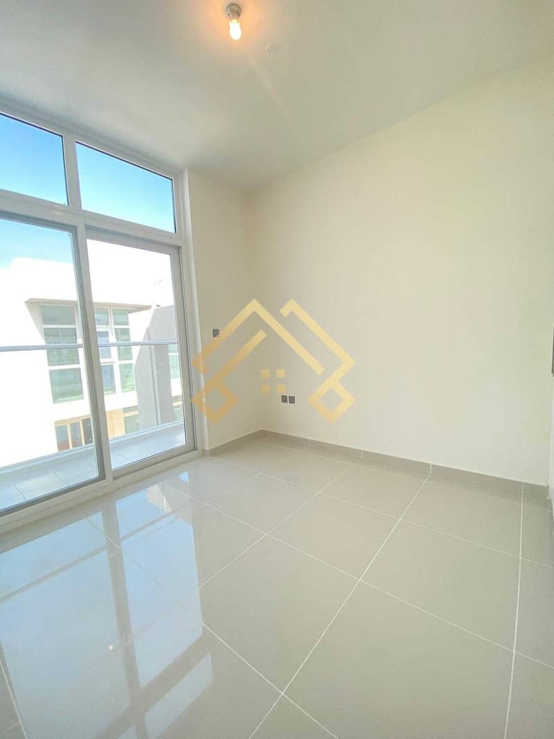 11 |Affordable 3BR Townhouse For Rent In Akoya. . !
