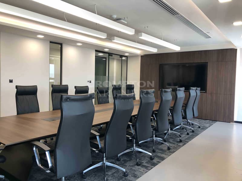 18 Full floor Office/Fully furnished| Great Location