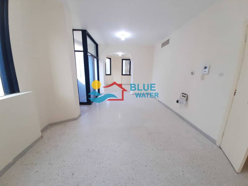 No Commission! 3 BR With Balcony on Khalifa Street.