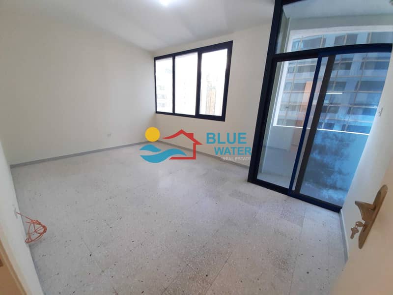 8 No Commission! 3 BR With Balcony on Khalifa Street.