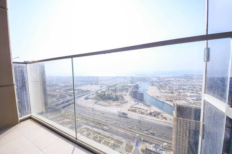 26 Amazing Canal View Apartment at Al Habtoor City