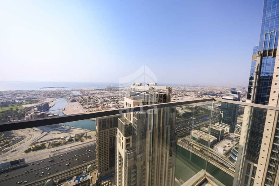 28 Amazing Canal View Apartment at Al Habtoor City