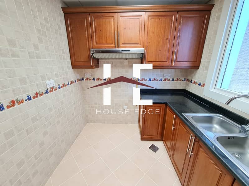 3 Lovely 1 BHK with Closed Kitchen