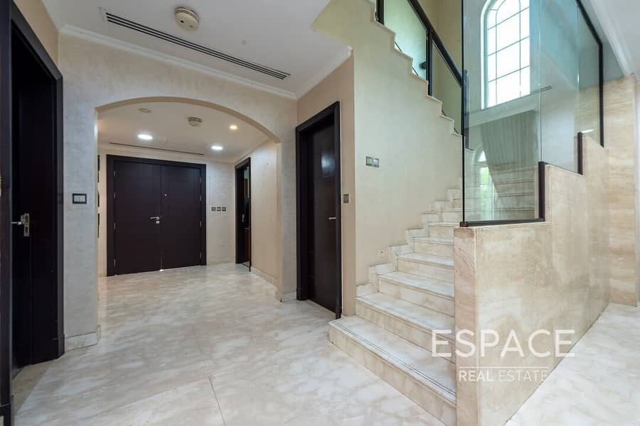 3 One of a Kind Villa - Jumeirah Park - Modern